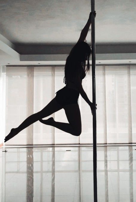 Cours de Pole Dance à Strasbourg 💃